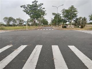 Bán đất mặt tiền lớn giá 80m2 chỉ 885 triệu tại dự án lago centro bến lức gần khu công nghiệp