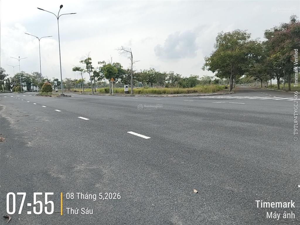 Bán lỗ nền đất thương mại 95m2 giá 900 tr ngay đường 18m dự án lago centro long an gần vành đai 4