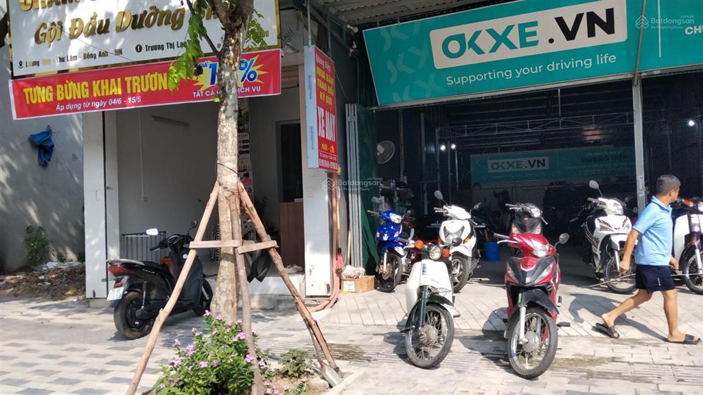 Bán nhà 3 tầng kinh doanh mặt phố vỉa hè đá bóng nội thất đẹp dân xây