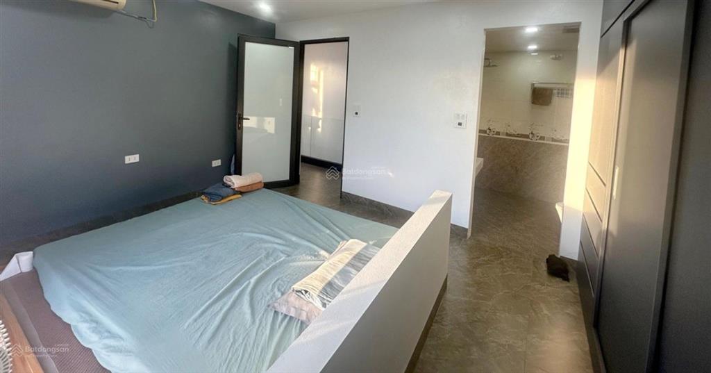 Bán nhà nguyên khê 3 tầng 4 phòng ngủ ô tô đỗ cửa nhà mới xây gần trường các cấp, chợ, trung tâm xã