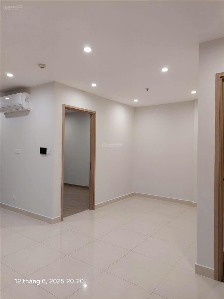 Bán căn 1pn+ vinhomes grand park  47m2 view kênh cực mát  sổ hồng sẵn  giá 2.289 tỷ bao thuế phí