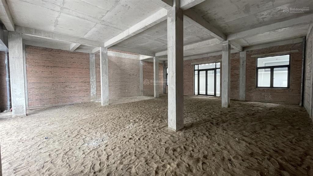 Bán nhà phố vinhomes grand park 144m2, 5 tầng, sổ hồng riêng, giá 22.8 tỷ