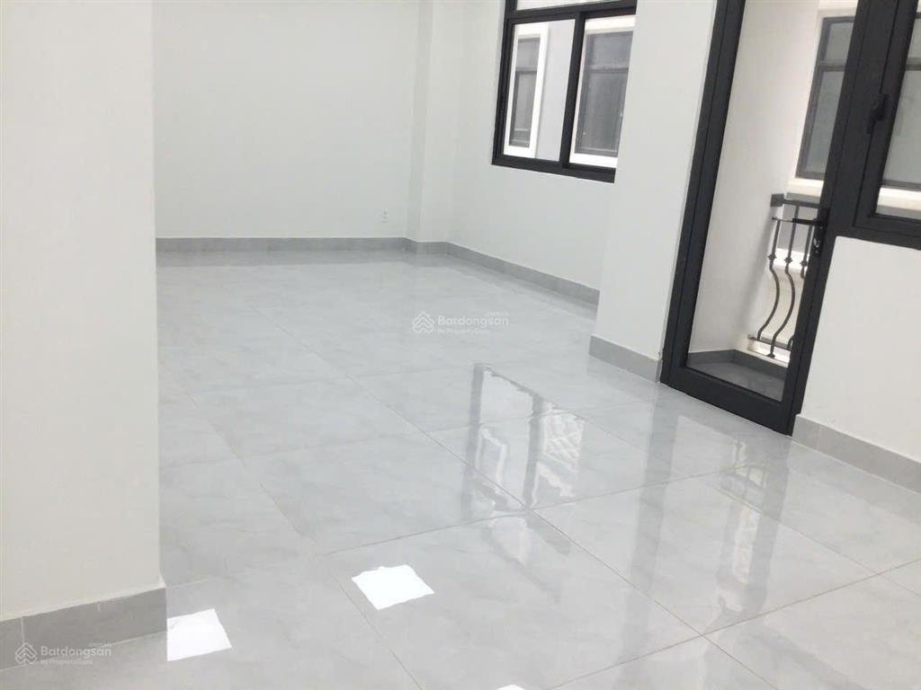 Cho thuê nhà phố liền kề tại vinhomes grand park, 40 triệu/tháng, 144m2, hoàn thiện cơ bản