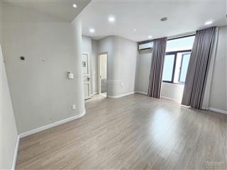 Cho thuê mặt bằng văn phòng tại vinhomes grand park, 40m2, giá 6 triệu, có máy lạnh, thang máy