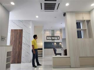 Cho thuê nhà phố 96m2, diện tích sàn sử dụng 260m2, có nội thất cơ bản tại vinhomes grand park