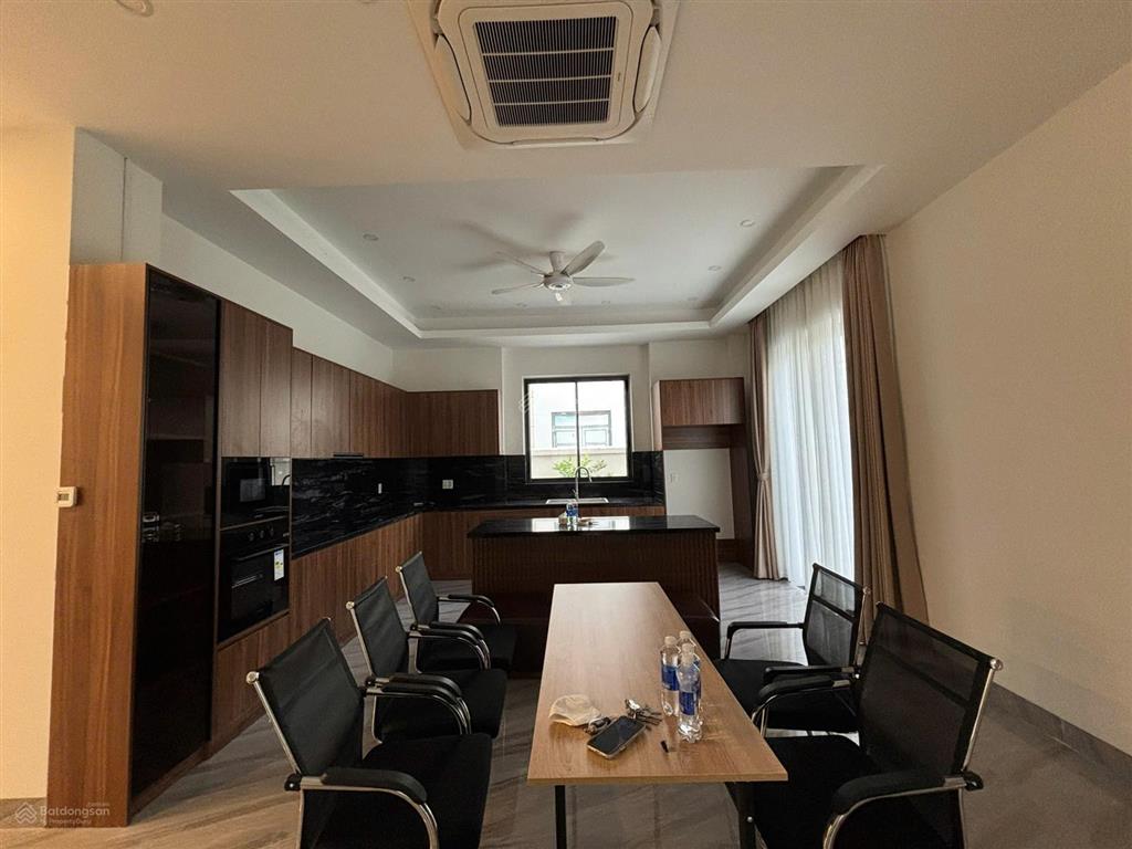 Giỏ hàng cho thuê 200 căn nhà phố, biệt thự, shophouse tại manhattan, vinhomes grand park.
