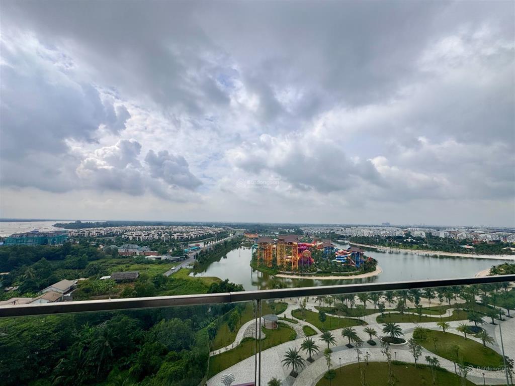 Bán căn hộ chung cư the beverly  vinhomes grand park, view công viên, 8,6 tỷ 100m2, 3pn, đông nam