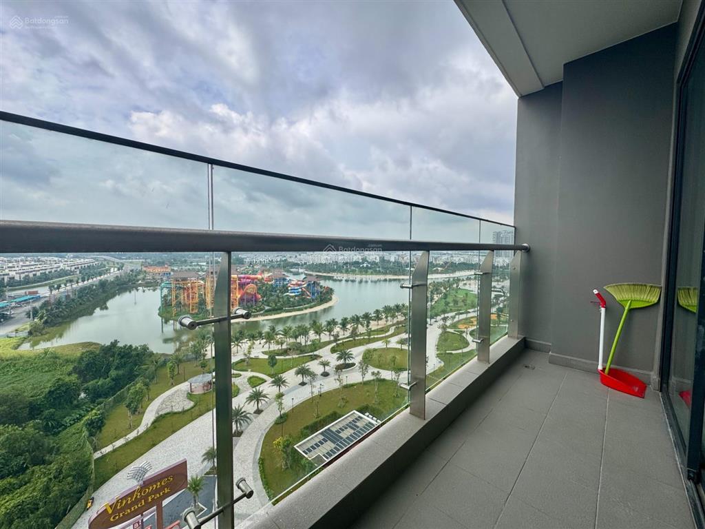 Bán căn hộ chung cư the beverly  vinhomes grand park, view công viên, 8,6 tỷ 100m2, 3pn, đông nam