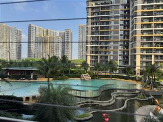 Chủ định cư, hạ giá bán lỗ 700 triệu căn 2pn2wc 80m2 view hồ bơi the beverly  vinhomes grand park