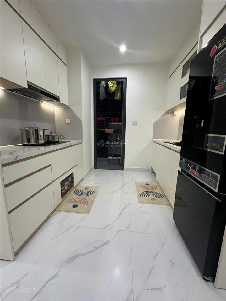 Chủ định cư, hạ giá bán lỗ 700 triệu căn 2pn2wc 80m2 view hồ bơi the beverly  vinhomes grand park