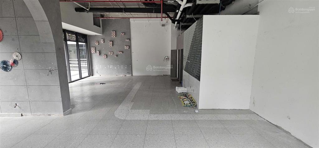 Giỏ hàng cho thuê shop khối đế trực tiếp chủ nhà tại vinhomes grand park.  0828 030 *** thiện