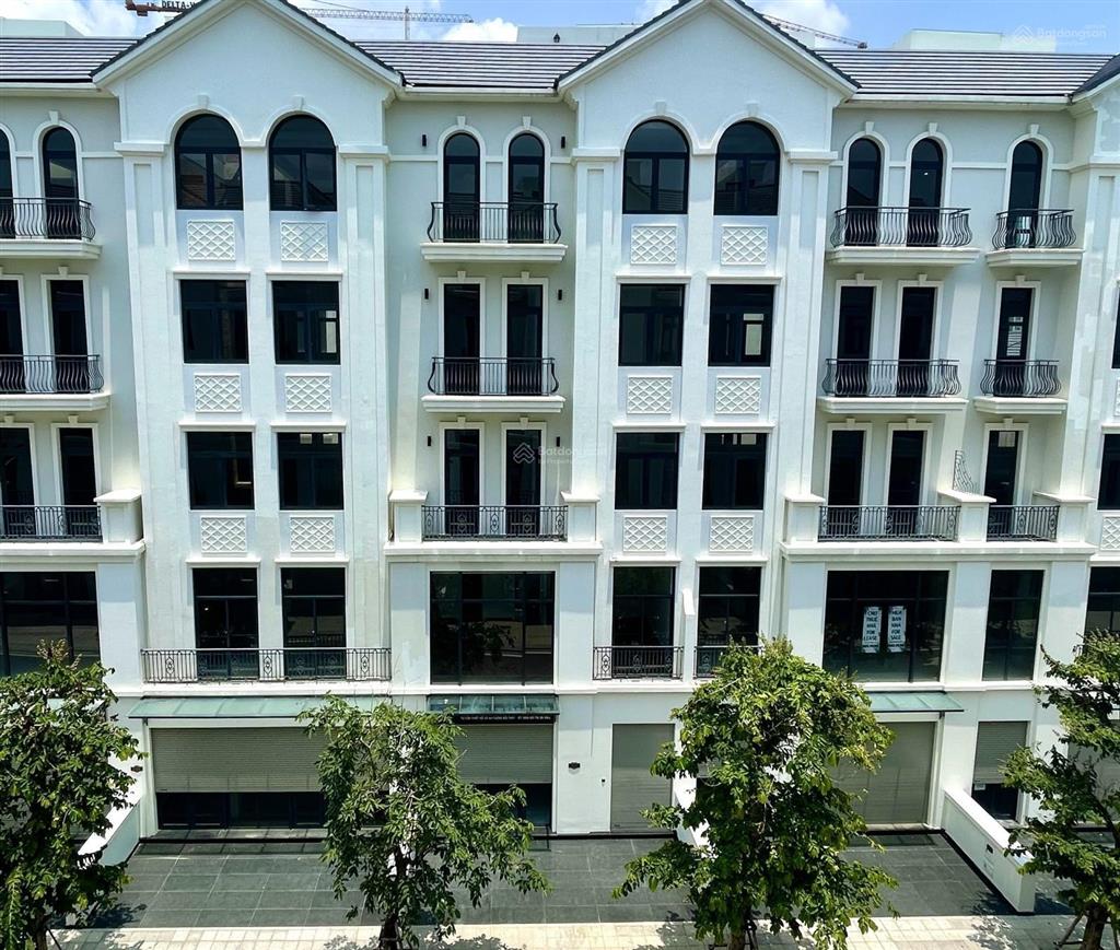 Cho thuê nhà phố vinhomes grand park, 28 triệu vnd, 84m2, 5 tầng, có thang máy