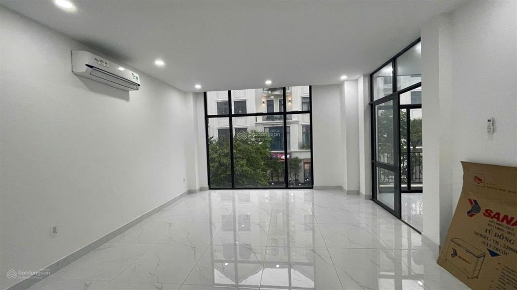 Bán nhà phố 5pn, 5wc tại the manhattan  vinhomes grand park, 16,5 tỷ, 84m2 giá cực chất chỉ với