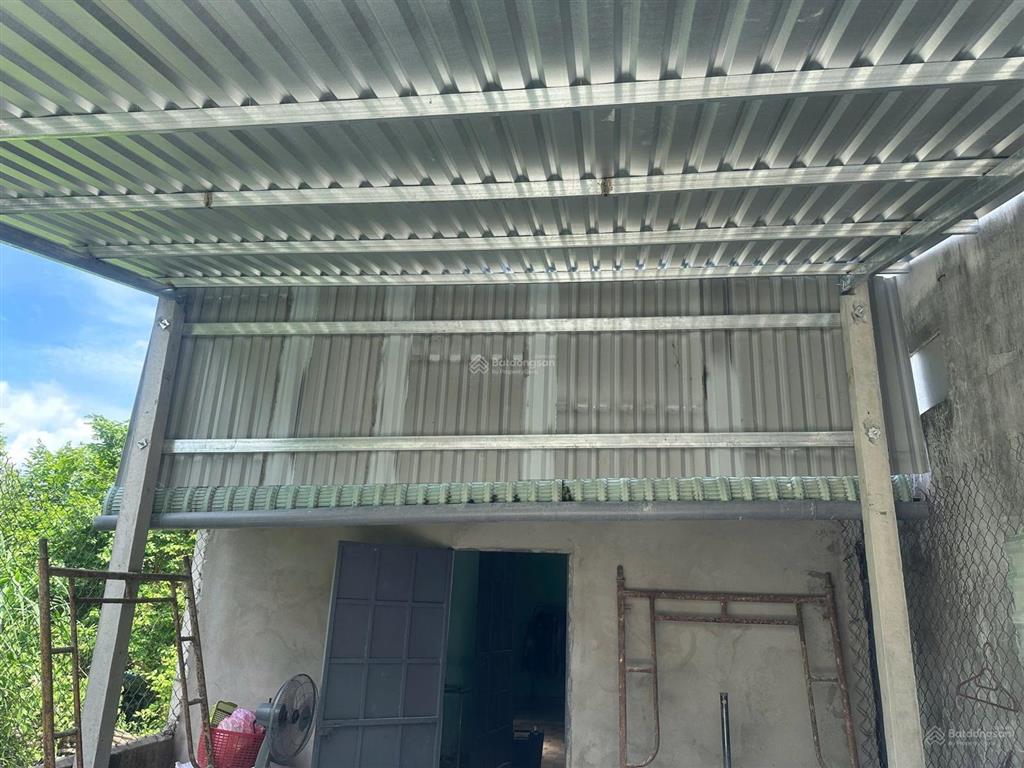 Chỉ cần 1,3 tỷ có ngay căn nhà cấp 4 200m², oto vào tận nơi, shr