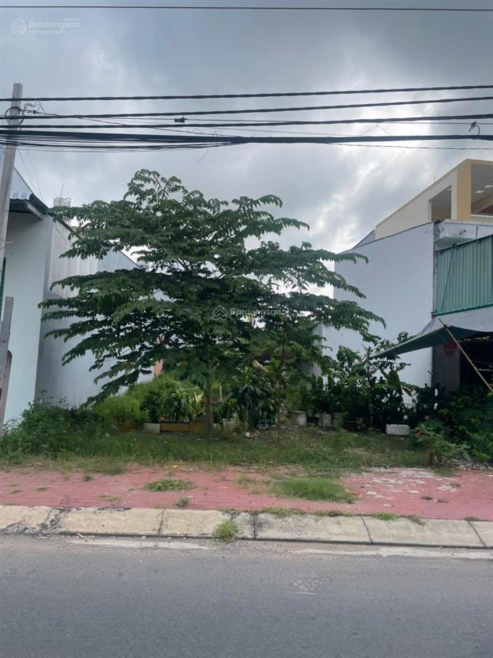 Bán nhanh trong tuần lô đất thổ 169m2, giá 950 triệu đường nhựa 6m thông, shr, bao check quy hoạch.