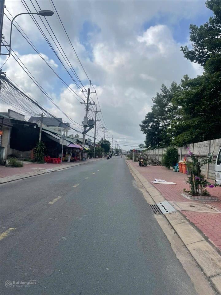 Bán nhanh trong tuần lô đất thổ 169m2, giá 950 triệu đường nhựa 6m thông, shr, bao check quy hoạch.