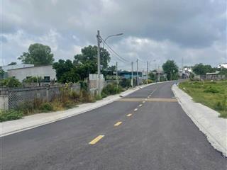 Bán nhanh lô đất thổ cư 100m2, giá 1,350 tỷ, shr, đường nhựa 6m thông.