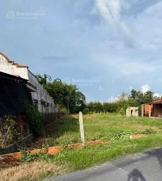 Chủ đi mỹ bán nhanh lô vườn 1000m2, giá 1,8 tỷ đường nhựa 12m thông, qh kdc, shr, bao check qh
