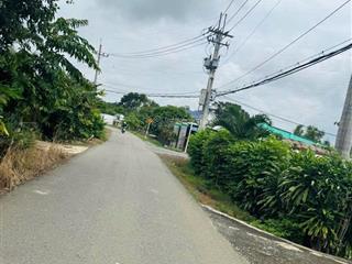 Chủ ngộp giảm ngay 200tr từ 1,45 tỷ giảm còn 1,25 tỷ lô thổ cư. 250m2, shr, xây dựng liền.
