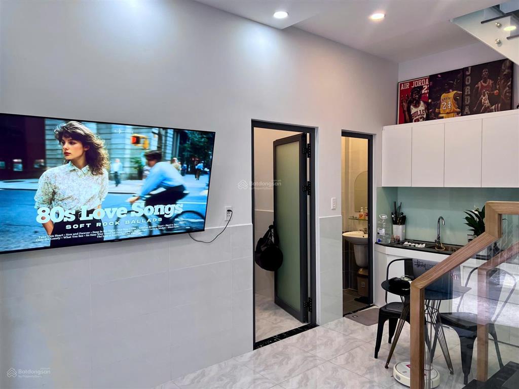 Nhà đẹp, lầu đúc đ.thành mỹ, p.tân hoà  5.2 x 5.4m (nội thất đầy đủ, cao cấp)  4.7 tỷ (tl)