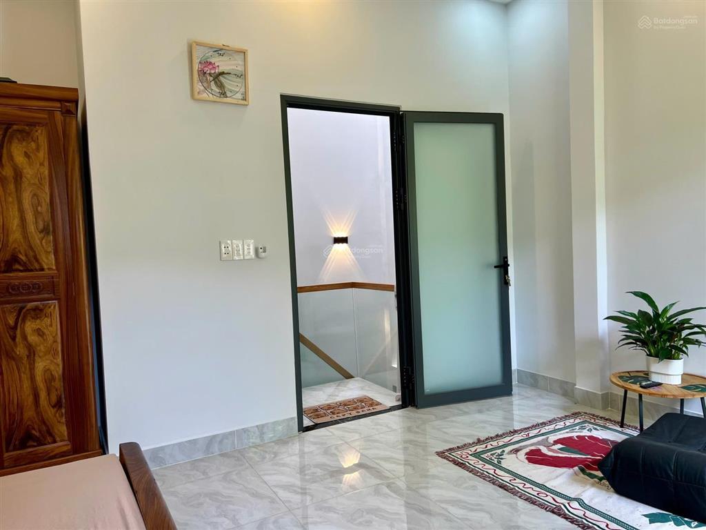 Nhà đẹp, lầu đúc đ.thành mỹ, p.tân hoà  5.2 x 5.4m (nội thất đầy đủ, cao cấp)  4.7 tỷ (tl)