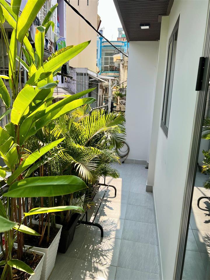 Nhà đẹp, lầu đúc đ.thành mỹ, p.tân hoà  5.2 x 5.4m (nội thất đầy đủ, cao cấp)  4.7 tỷ (tl)