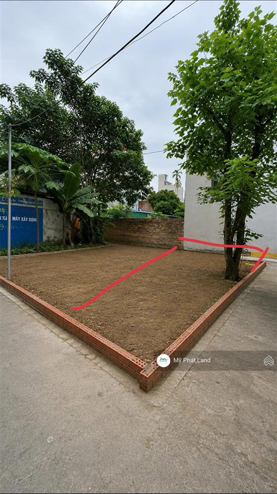 Lô đất biên giang, dt 42,9m², gần đường ô tô, 300m ra quốc lộ 6, có giấy phép xây dựng, giá 3,2 tỷ