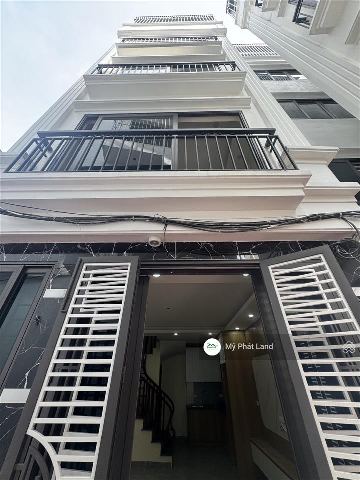 Nhà 5 tầng 35m2, ô tô đỗ ngõ, gần ủy ban đông la, vành đai 4, lê quang đạo, giá 3.7tỷ, 0889 633 ***