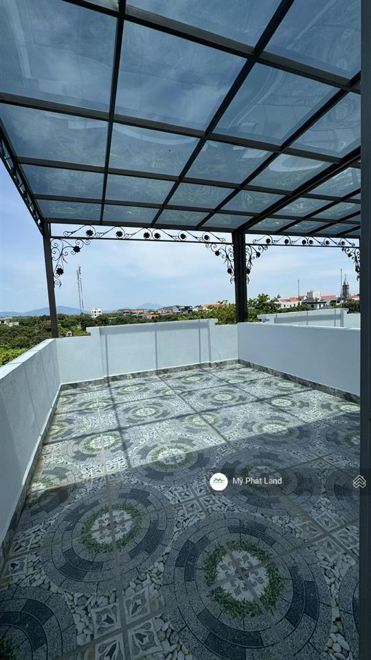 Nhà 4 tầng 45m2, ô tô đỗ ngõ, 1km ra ủy ban đông la, 8 phút ra kđt đô nghĩa hà đông, giá 3.95 tỷ