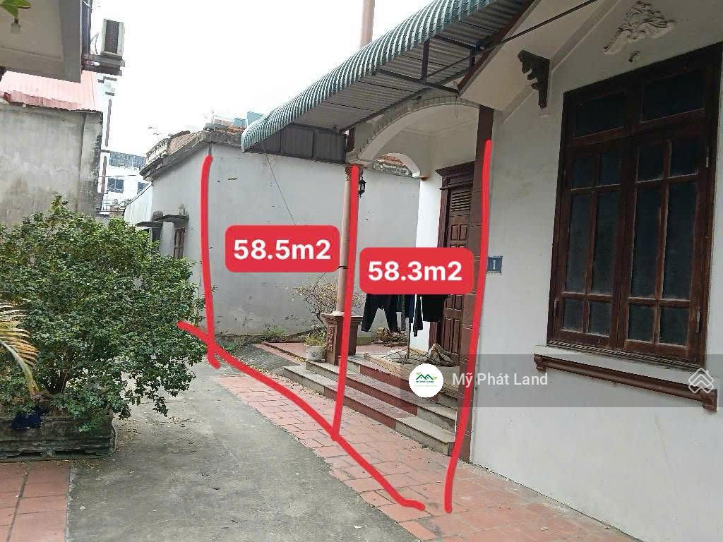 2 lô đất an thắng biên giang, dt 58m2, mặt tiền 5.7m, 50m ra đường ô tô, được xây dựng, giá 3.85 tỷ