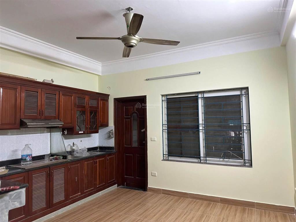 Cho thuê liền kề kđt văn phú hà đông, diện tích 90m2, 4 tầng, phù hợp làm vp cty, 20tr/tháng.