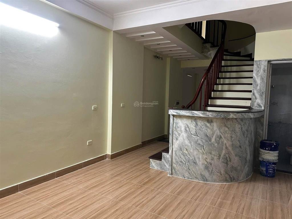 Cho thuê liền kề kđt văn phú hà đông, diện tích 90m2, 4 tầng, phù hợp làm vp cty, 20tr/tháng.