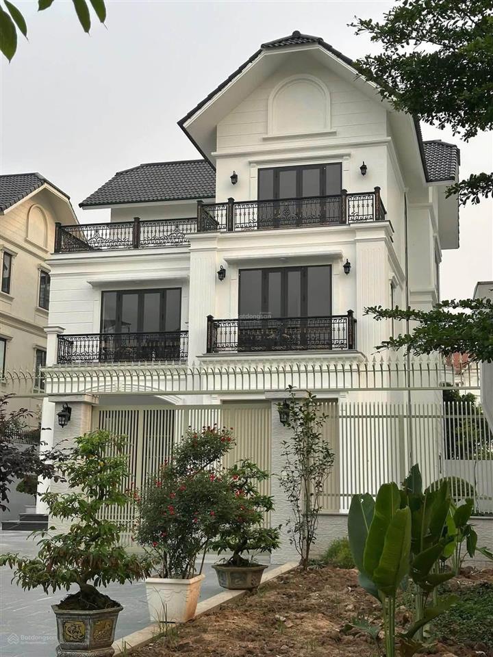 Cho thuê biệt thự đơn lập phú lương hà nội mới tinh, dt 411.4m2, 4 tầng, giá 70tr/tháng.