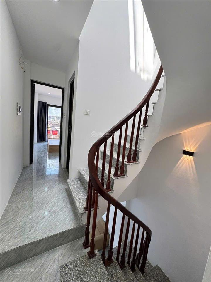 Cơ hội vàng sở hữu nhà 4 tầng 35m2, ô tô đỗ ngõ, gần quốc lộ 6, cầu mai lĩnh, giá chỉ 2.95 tỷ