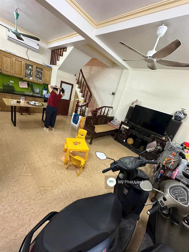 Cho thuê nhà nguyên căn phường phú lương, 40m2, 3 ngủ, full đồ, gần đh đại nam, điện lực, giá 7tr.