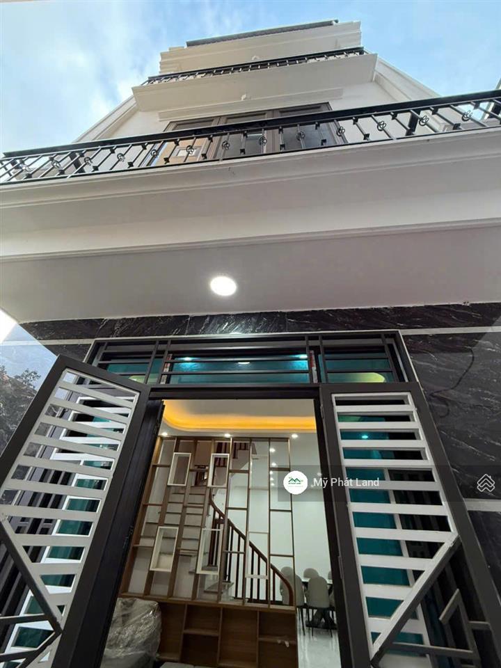 Chủ ngộp bank bán gấp nhà 4 tầng 46m2, ô tô đỗ gần, 1km ra đại học đại nam, điện lực, giá 4.85 tỷ