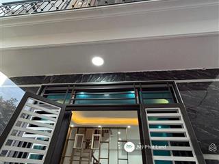 Chủ ngộp bank bán gấp nhà 4 tầng 46m2, ô tô đỗ gần, 1km ra đại học đại nam, điện lực, giá 4.85 tỷ