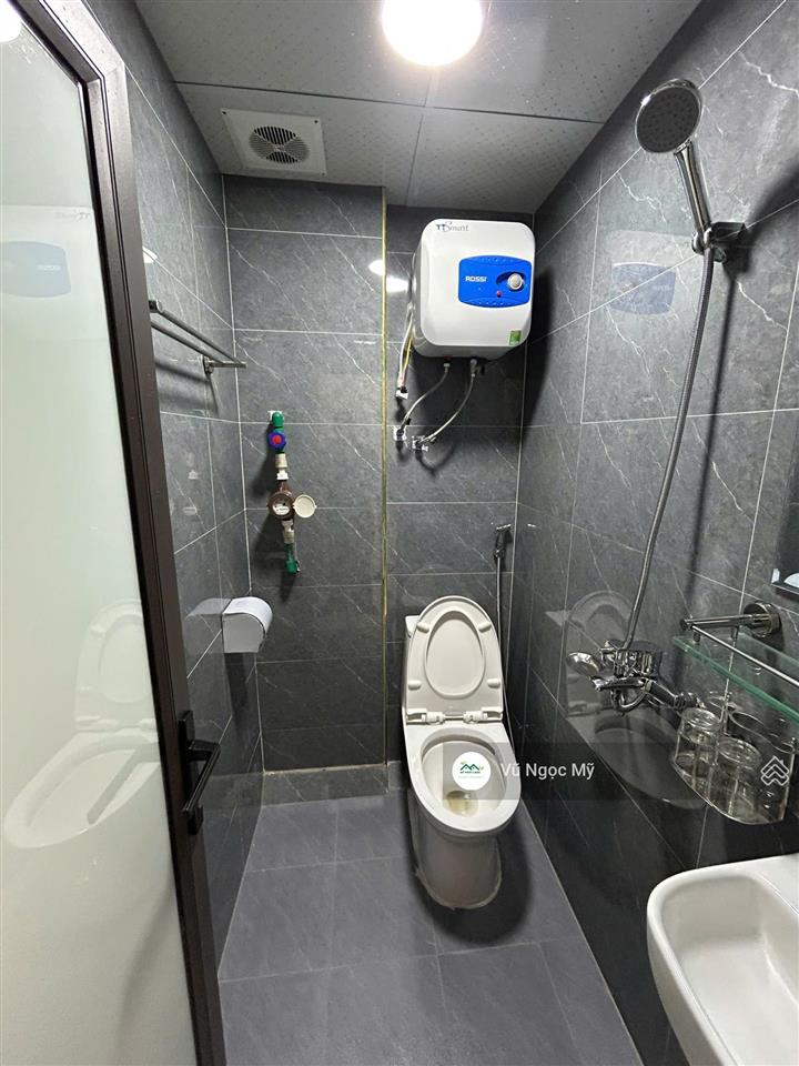 Cho thuê phòng trọ gần trường đại học đại nam hà đông, dt 20m2, vskk, tủ lạnh, máy giặt, giá 3.5tr