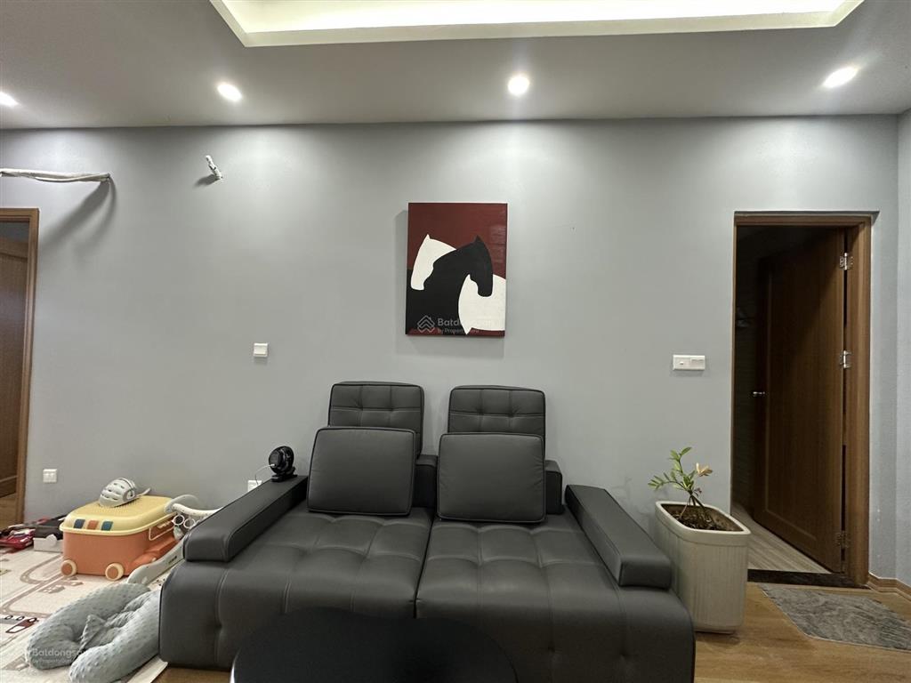Cần bán nhanh 3 căn  2pn giá chạm đáy. căn thương mại ori garden
