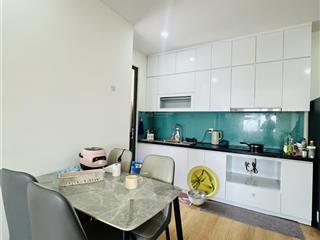 Cho thuê căn hộ 3 phòng ngủ full nội thất giá 9tr
