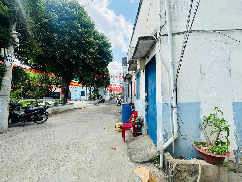 Chỉ 70tr,m2 cho dãy trọ, góc2mt, 165m2, ngang 8m,hẻm xe tải, ngay đh ngân hàng, thu nhập 30tr,tháng