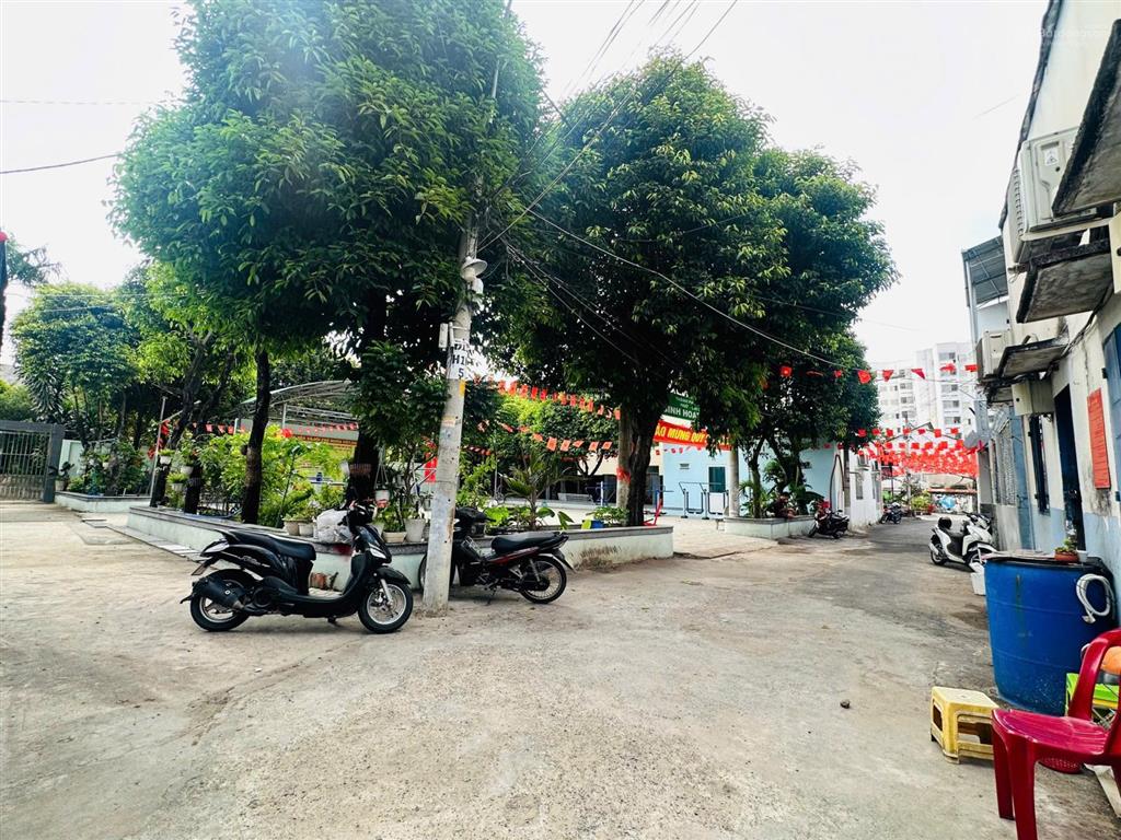 Chỉ 70tr,m2 cho dãy trọ, góc2mt, 165m2, ngang 8m,hẻm xe tải, ngay đh ngân hàng, thu nhập 30tr,tháng