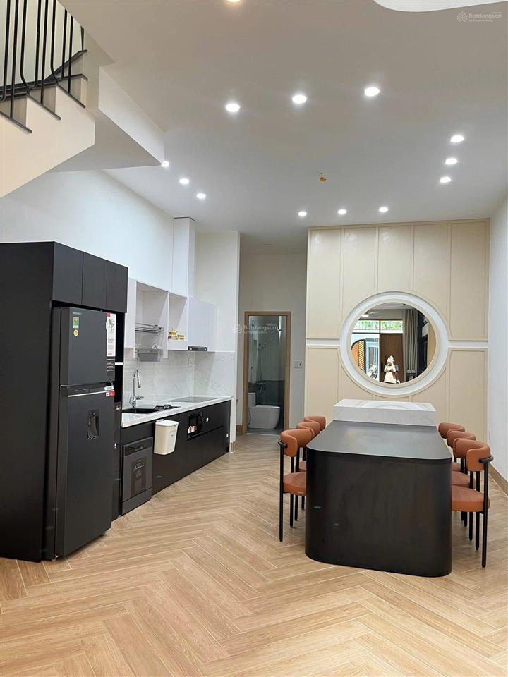 Bán nhà 3 tầng đẹp đường mỹ an 23 giá bán 11tỷ 800 thương lượng