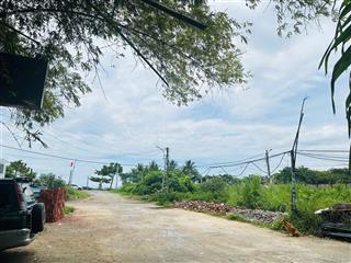 Bán lô góc đường hoàng sa, diện tích 176m ngang 26m giá 20ty8.
