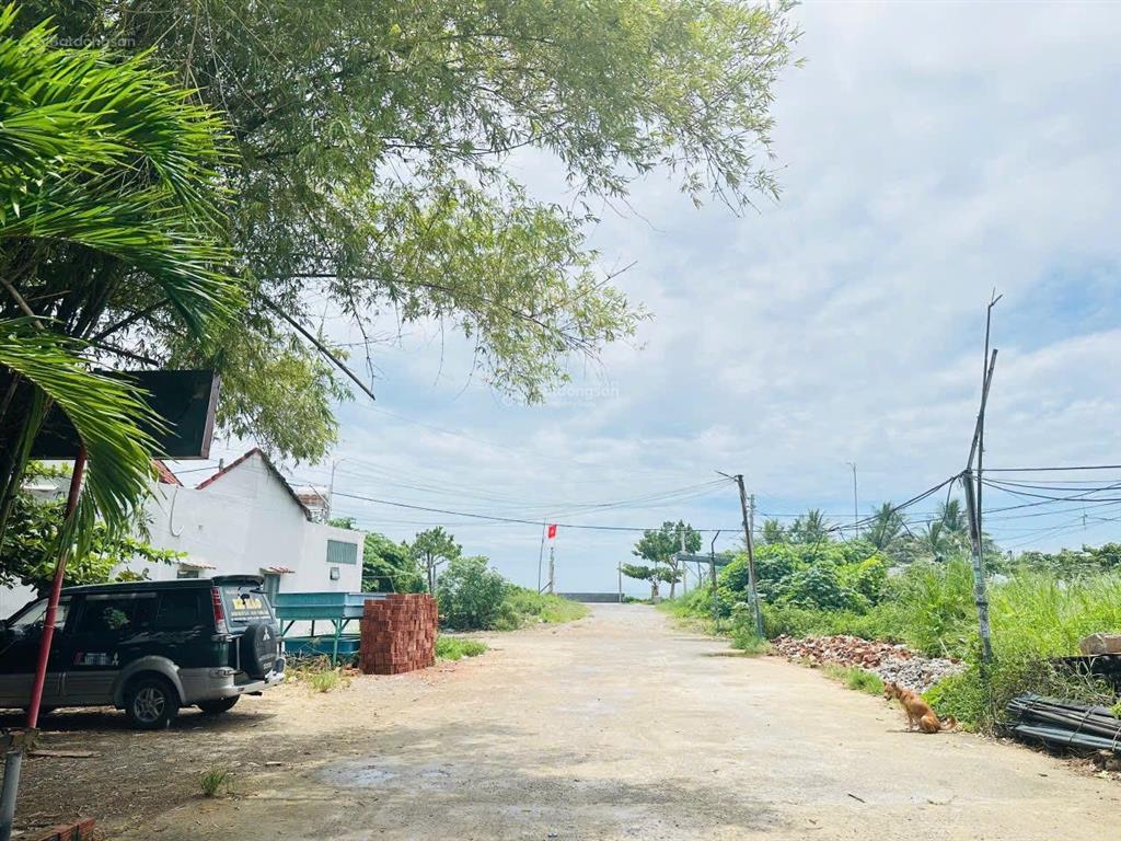 Bán lô góc đường hoàng sa, diện tích 176m ngang 26m giá 20.8 tỷ.
