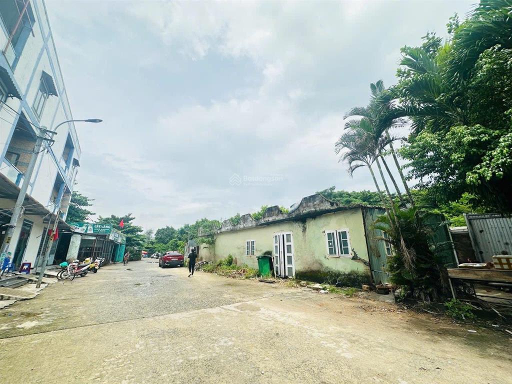 Bán lô góc đường hoàng sa, diện tích 176m ngang 26m giá 20.8 tỷ.