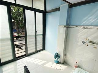 Nhà mini 1.x 🧄 - Cách 1 căn ra mặt tiền Q8 - 2PN 2WC - SHR