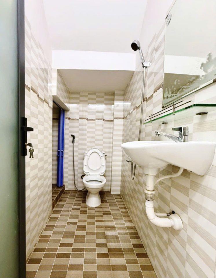 💥Gần MT Phạm Văn Chí Q6 - 36M2 - 4 TẦNG BTCT - 4PN 3WC - Sân thượng trước sau - SHR - Hướng Bắc - NHỈNH 6T TL🌷  