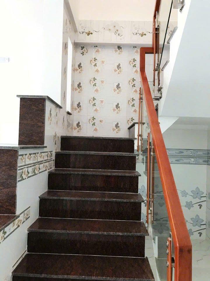 💥 Nhà 2 tầng Kinh Dương Vương Q6 - 72m2 - Đường 8m Thông - 2PN 2WC - Hướng Đông Nam - SHR - Chỉ 9 tỷ 💥