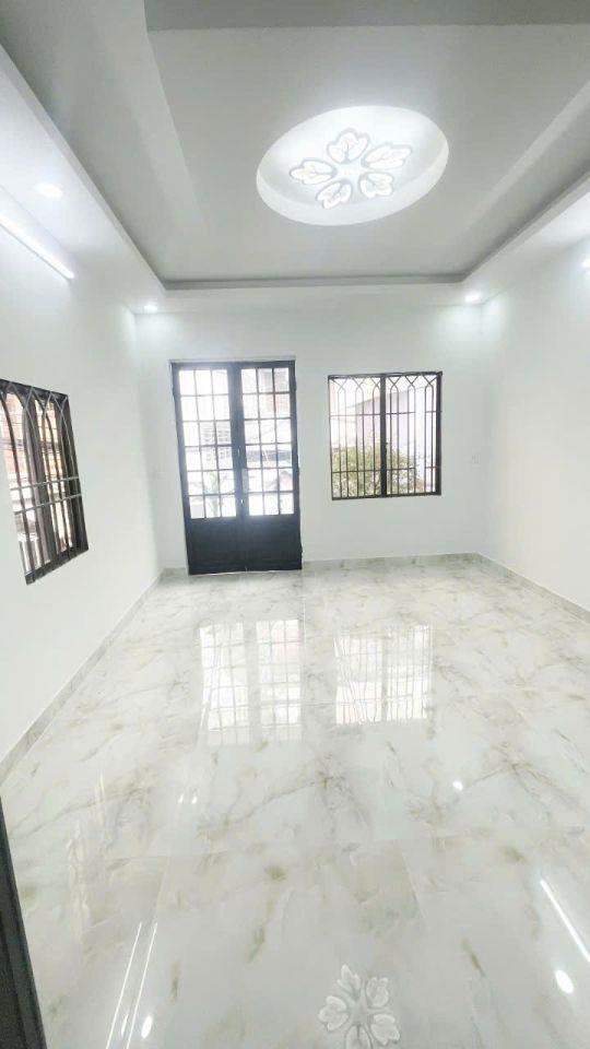 Gần MT Tùng Thiện Vương Q8 - 42m2 - 3PN 3WC - Đông Bắc - SHR - Nhỉnh 6Đ